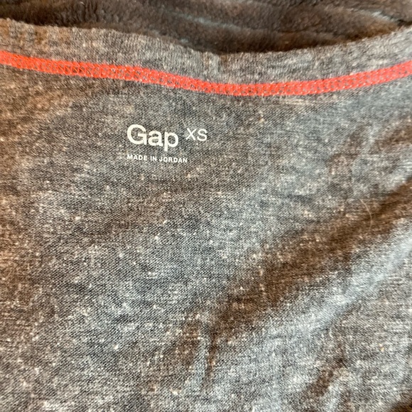 Gap Womens T - Picture 2 of 3